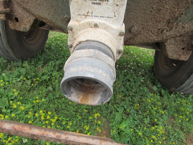 Badger 1000 Vacuum Tank Manure Spreader