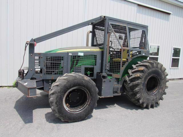 JD 5100M Tractor w/Forestry Package, 4WD, 2163 Hrs