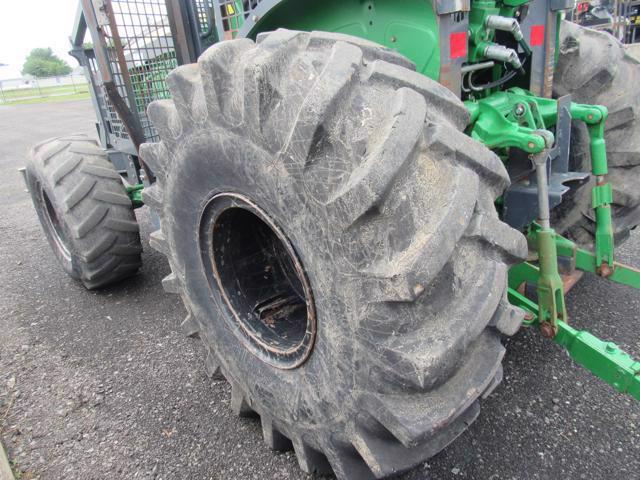 JD 5100M Tractor w/Forestry Package, 4WD, 2163 Hrs