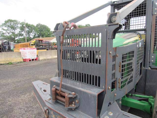 JD 5100M Tractor w/Forestry Package, 4WD, 2163 Hrs