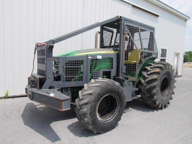 JD 5100M Tractor w/Forestry Package, 4WD, 2163 Hrs