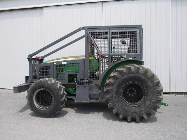 JD 5100M Tractor w/Forestry Package, 4WD, 2163 Hrs