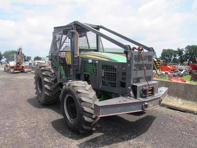 JD 5100M Tractor w/Forestry Package, 4WD, 2163 Hrs