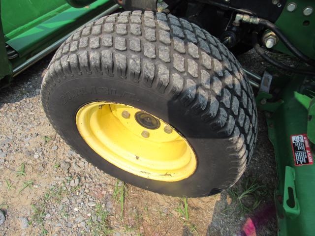 JD 2520 Dsl, 4x4, 62" Deck, 1325 Hrs & H130 Loader