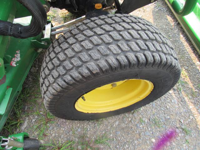 JD 2520 Dsl, 4x4, 62" Deck, 1325 Hrs & H130 Loader