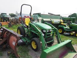 JD 2520 Dsl, 4x4, 62" Deck, 1325 Hrs & H130 Loader