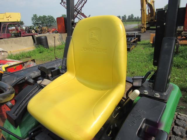 JD 2520 Dsl, 4x4, 62" Deck, 1325 Hrs & H130 Loader