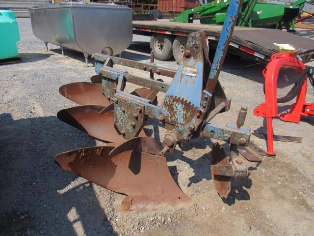 Ford 3B, 3Pt, 14" Plow