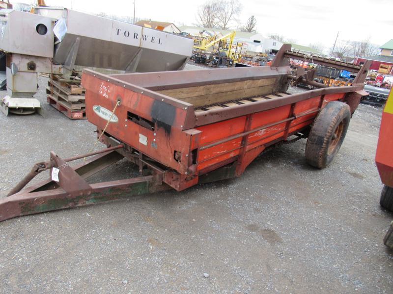 New Idea 214 PTO Drive Manure Spreader