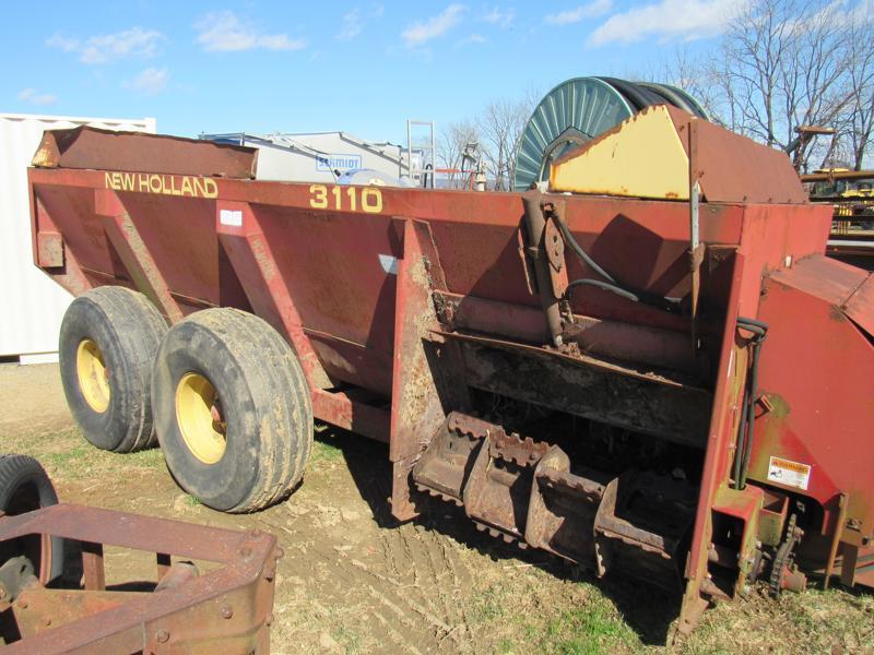 NH 3110 Manure Spreader