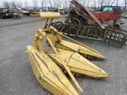 NH 824 Corn Head