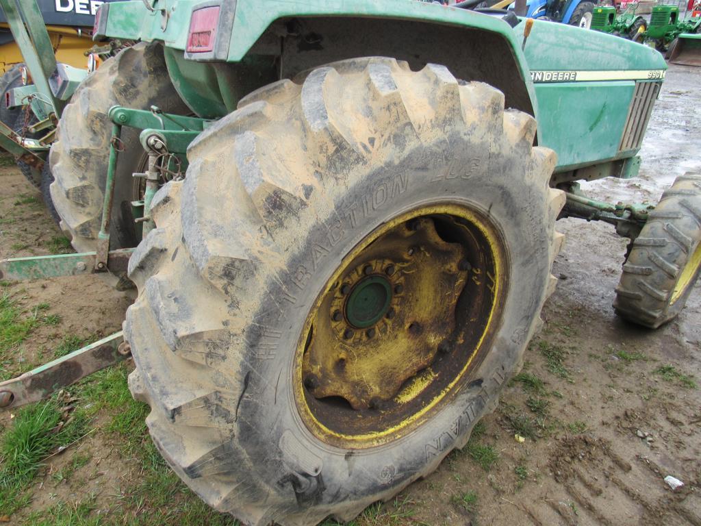 JD 990 4WD Tractor