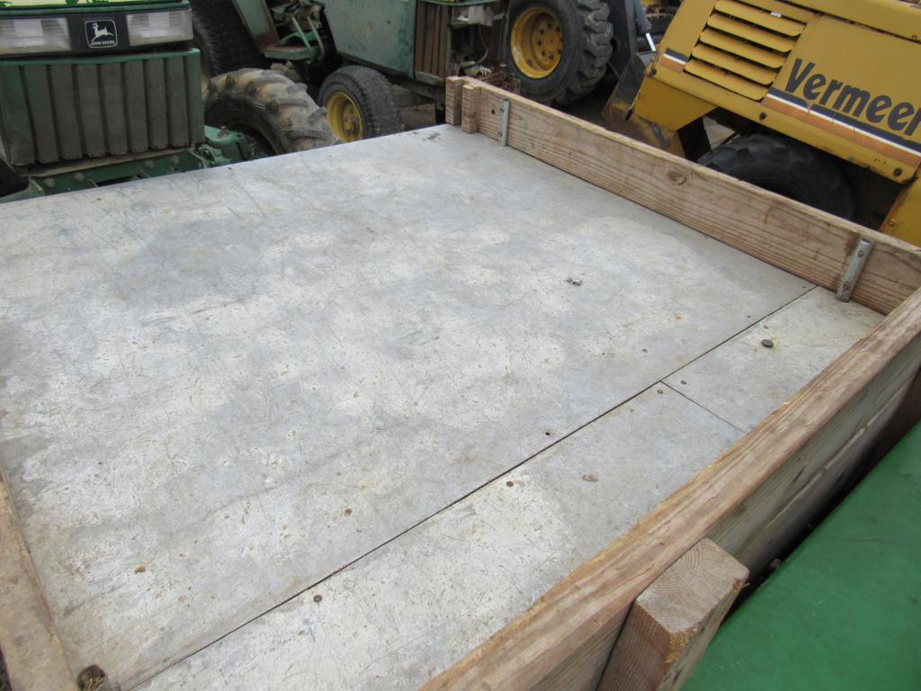 Smithco Hay Cart