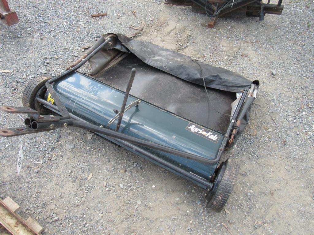 42" Agri-Fab Lawn Sweeper