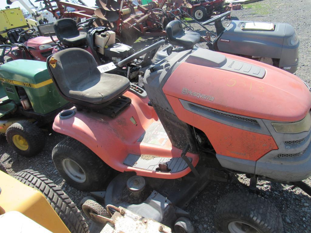 Husqvarna YTH2348 Riding Mower (not running)