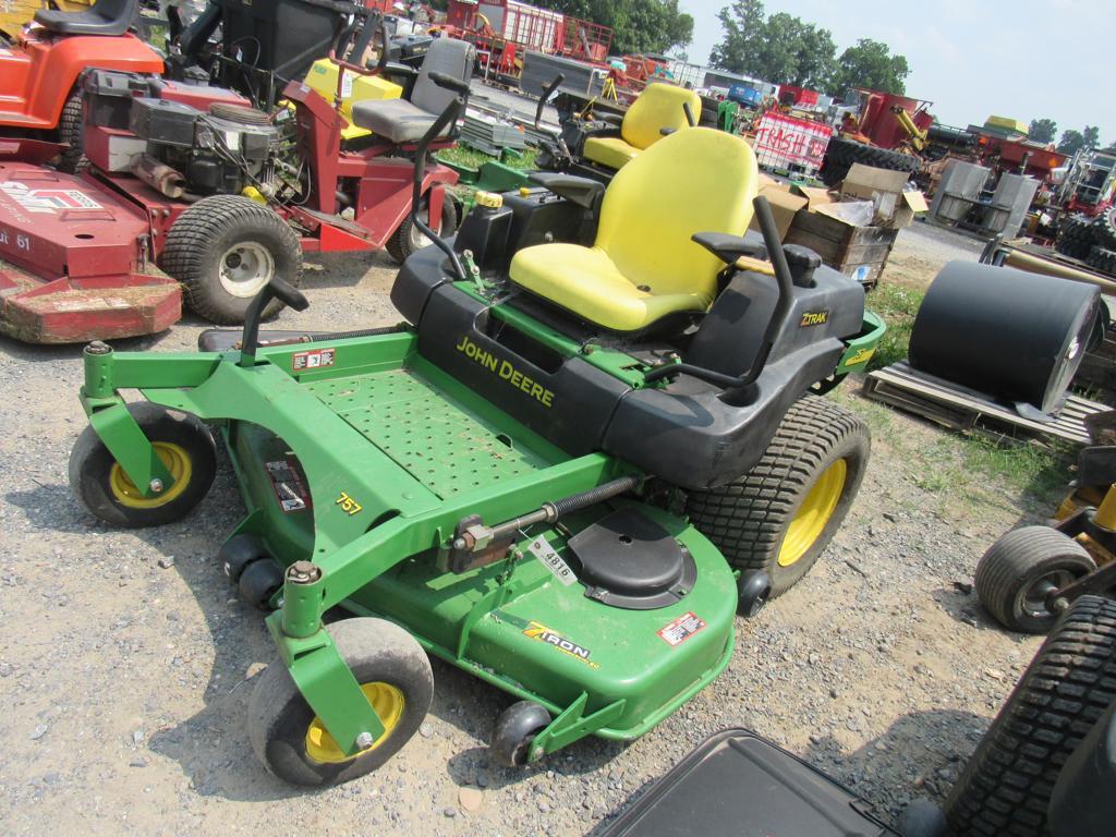 JD 757 Riding Mower w/ 60" Deck