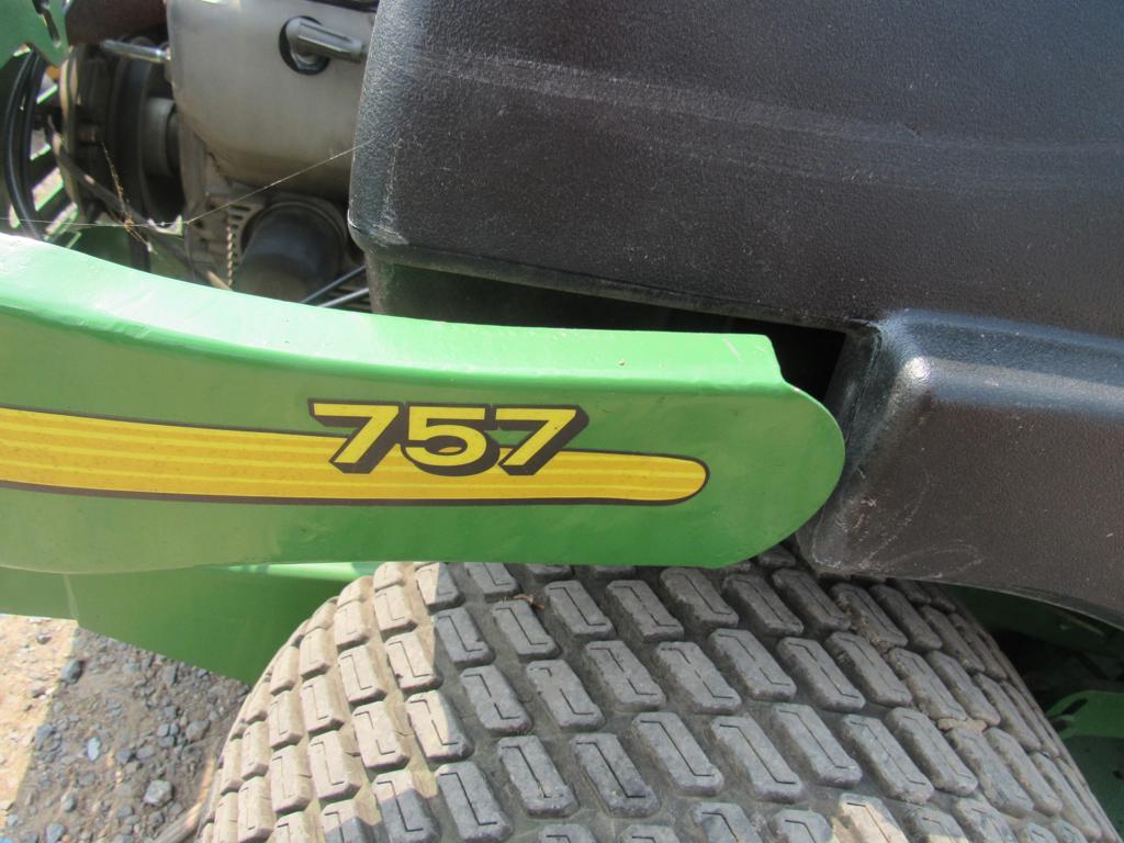 JD 757 Riding Mower w/ 60" Deck