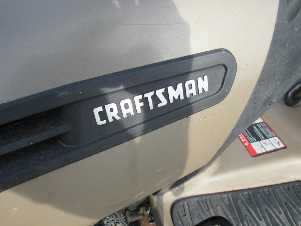 Craftsman 42" L&G Tractor, Hydro (carb needs work)