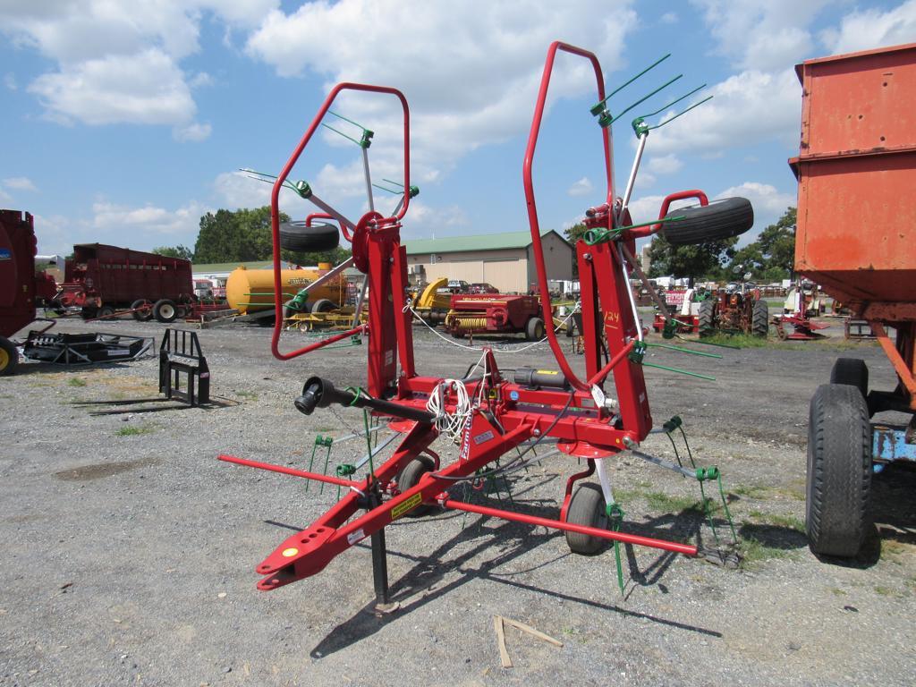 New Farm King G4V-520 PTH 17' Tedder