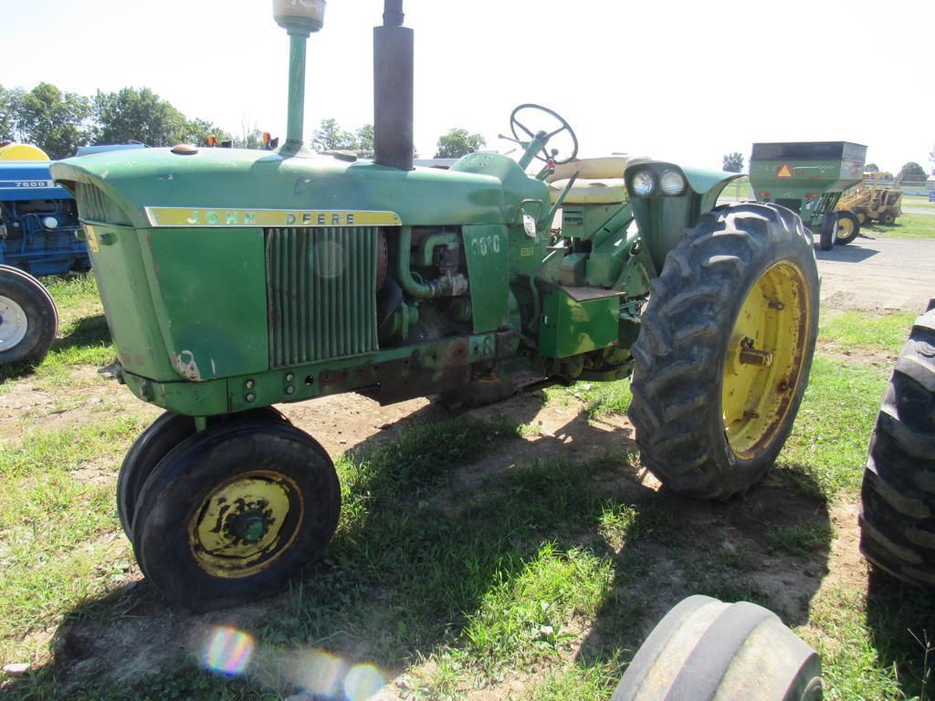 JD 3010 Tractor (not running)
