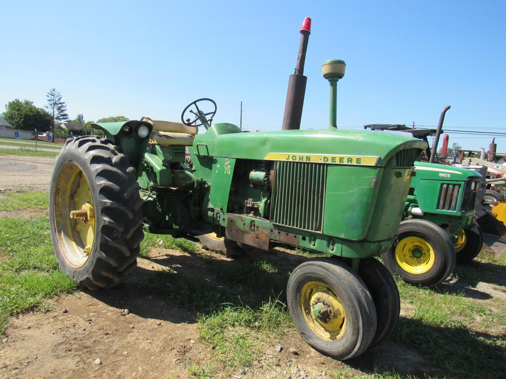 JD 3010 Tractor (not running)