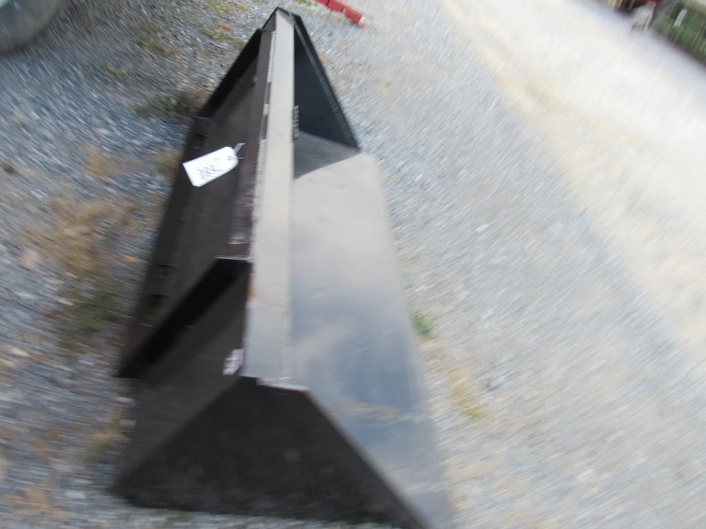 (New) Kivel 60" Bucket