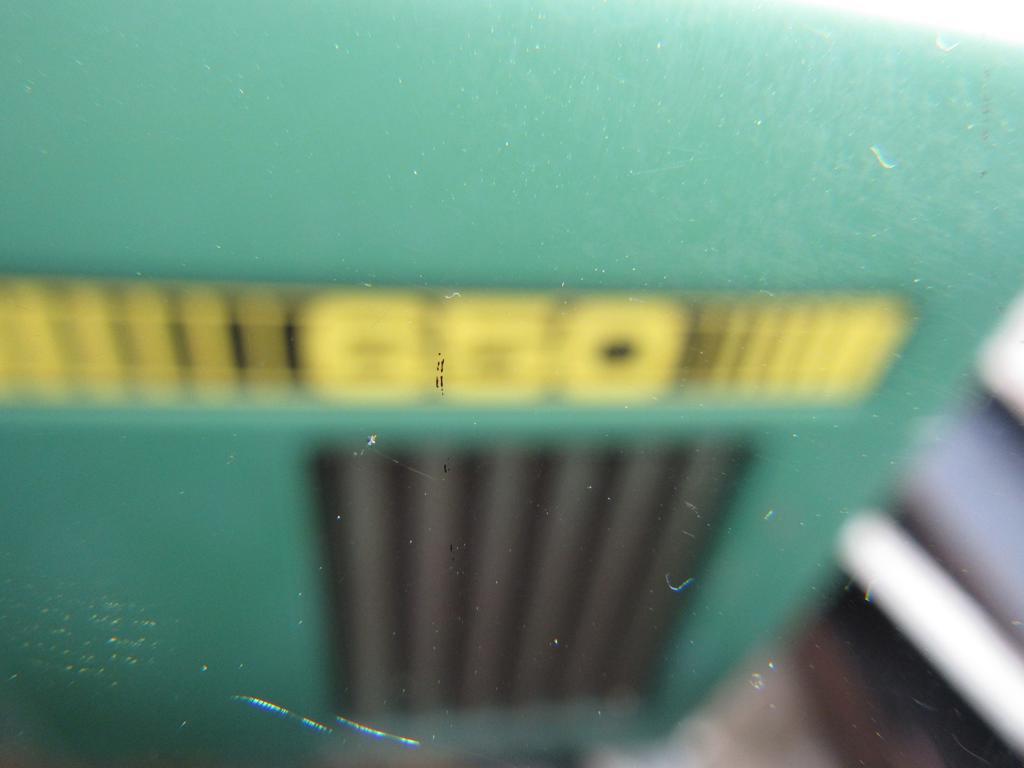 JD 650 Tractor, 4x4, ROPS, Ldr