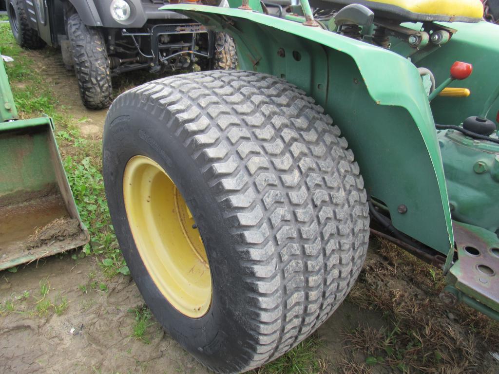 JD 650 Tractor, 4x4, ROPS, Ldr