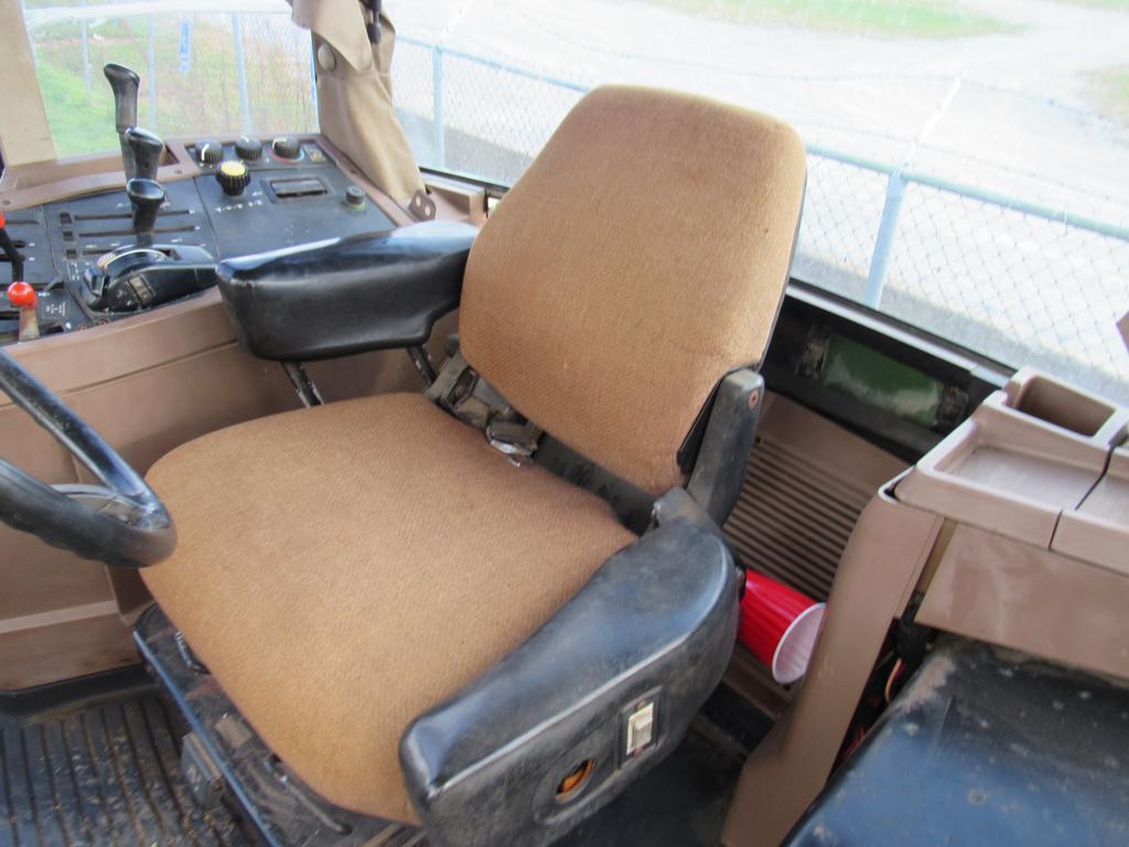JD 7800 Tractor, Cab, H-A/C, 2WD