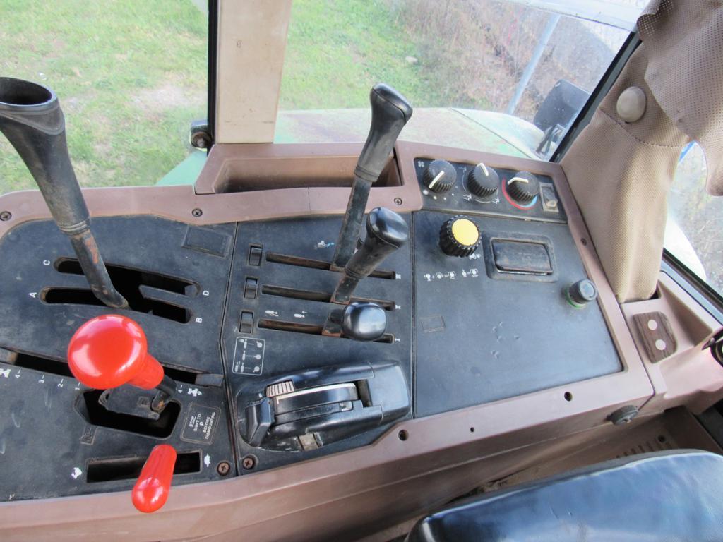 JD 7800 Tractor, Cab, H-A/C, 2WD
