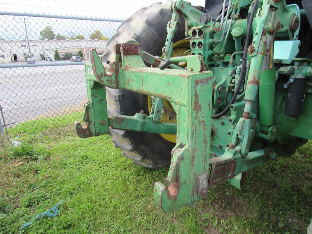JD 7800 Tractor, Cab, H-A/C, 2WD