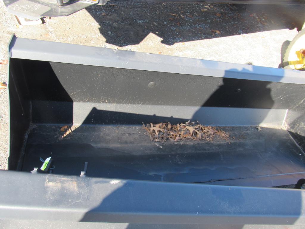 FEL Bucket 72" Pin-On Style