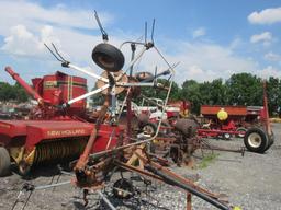 Hesston 3717 4 Star Tedder