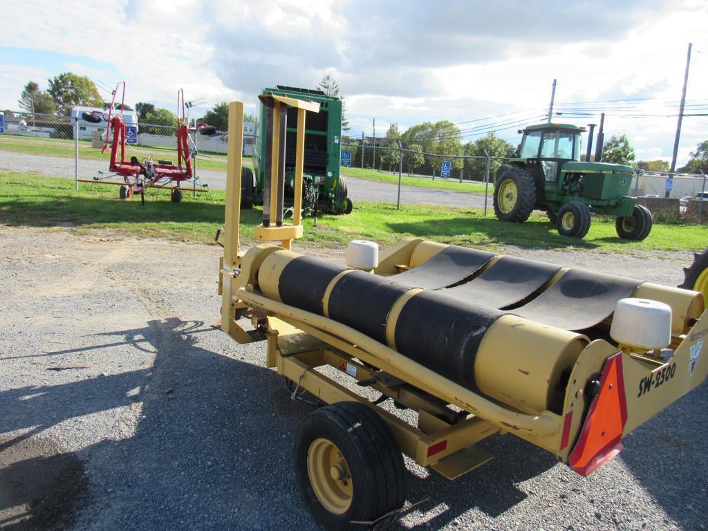 Vermeer SW-2500 Hay Wrapper