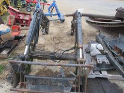 Alo Quicke 415 Loader w/ Bracket