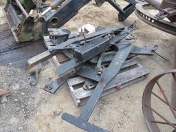 Alo Quicke 415 Loader w/ Bracket