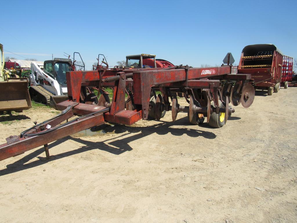 Kewanee 2000 12' Offset Disc