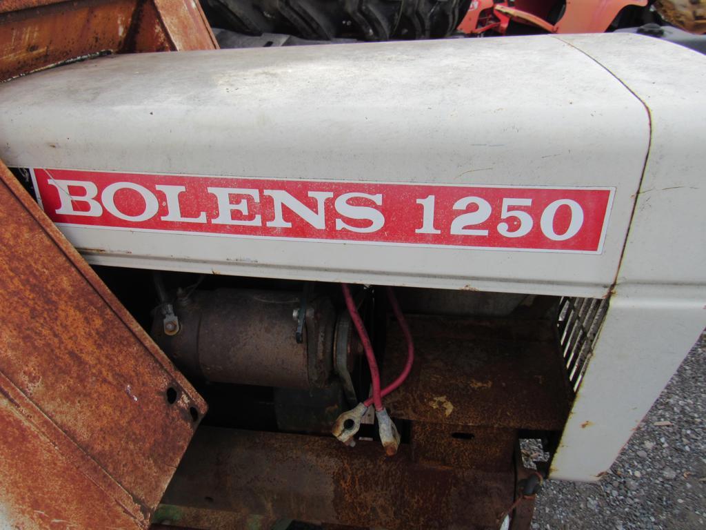 Bolens 1250 Mower w/Cab & Attachment (non-running)