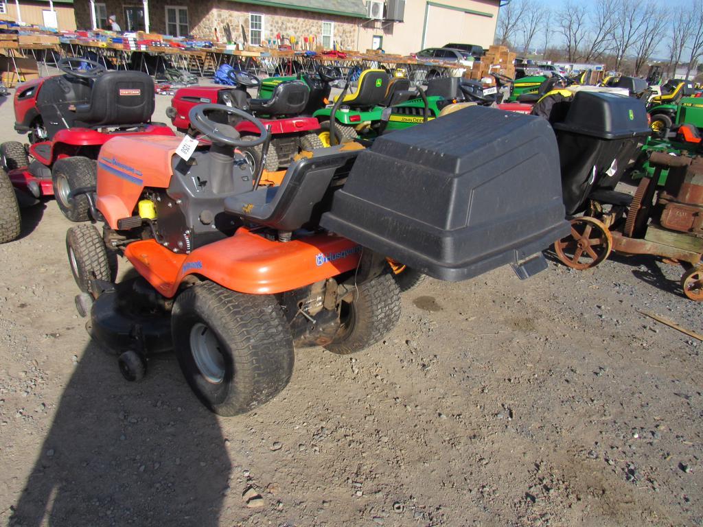 Husqvarna YTH150 L&G Tractor w/Bagger, Hydro