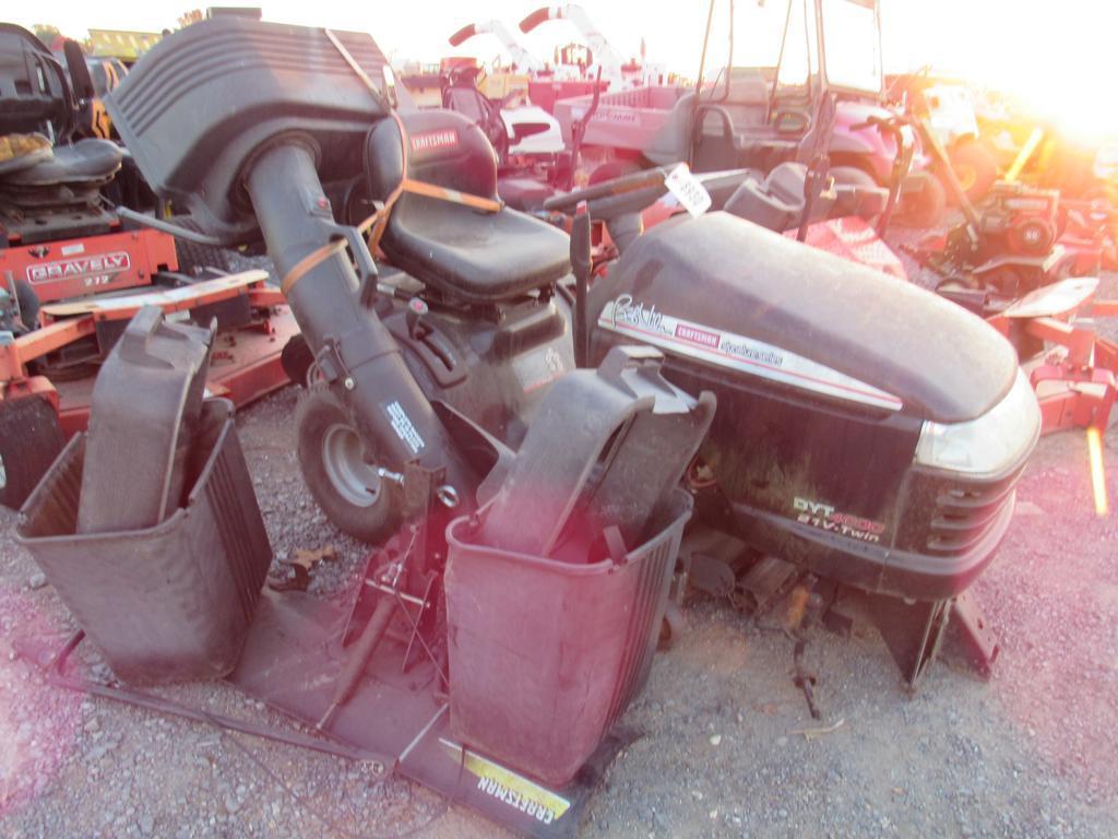 Craftsman DYT4000 Riding Mower (non-running)