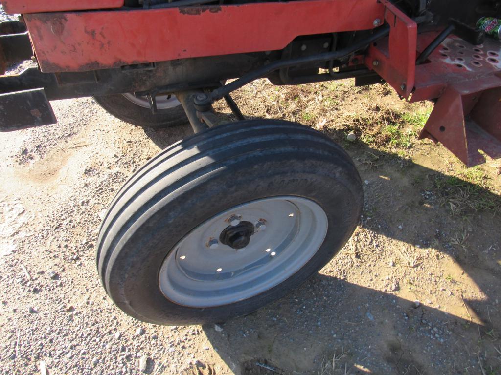 IH 254 Tractor (new clutch)