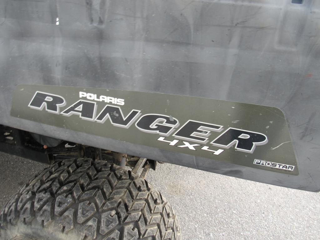 Polaris R18RNA57B1 4x4 UTV, Gas