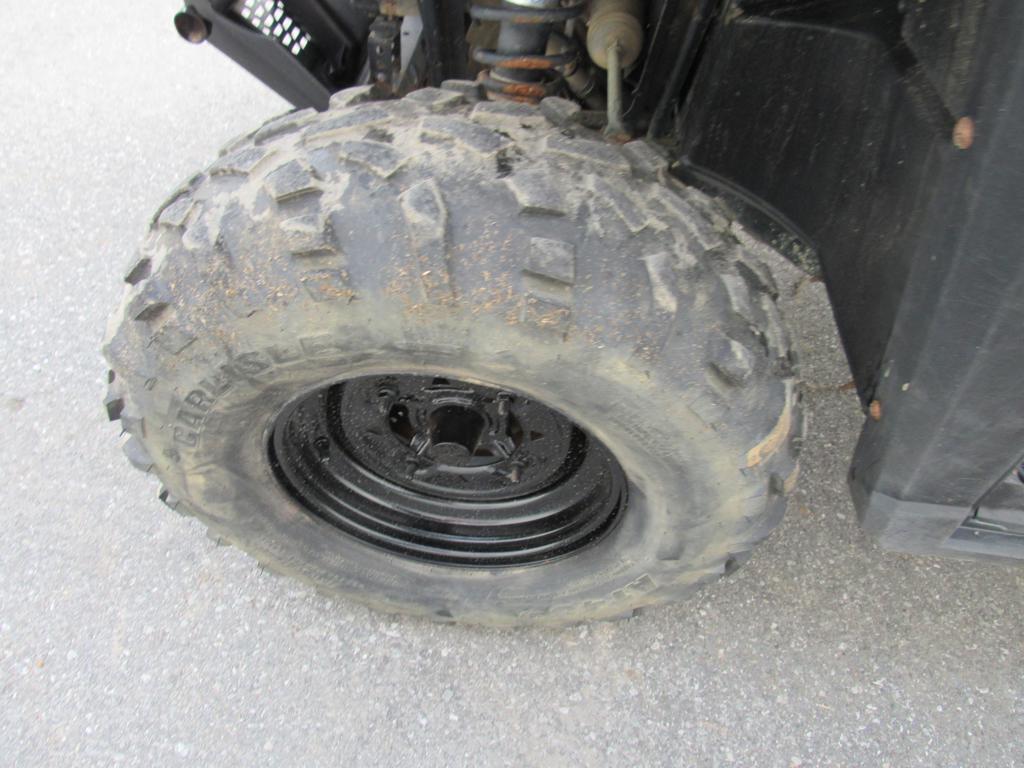 Polaris R18RNA57B1 4x4 UTV, Gas