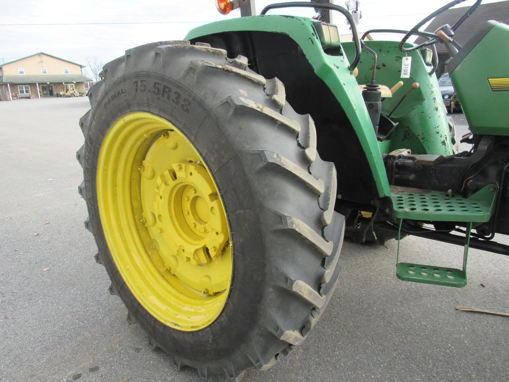 JD 5500 Tractor, 4x4, ROPS, Canopy