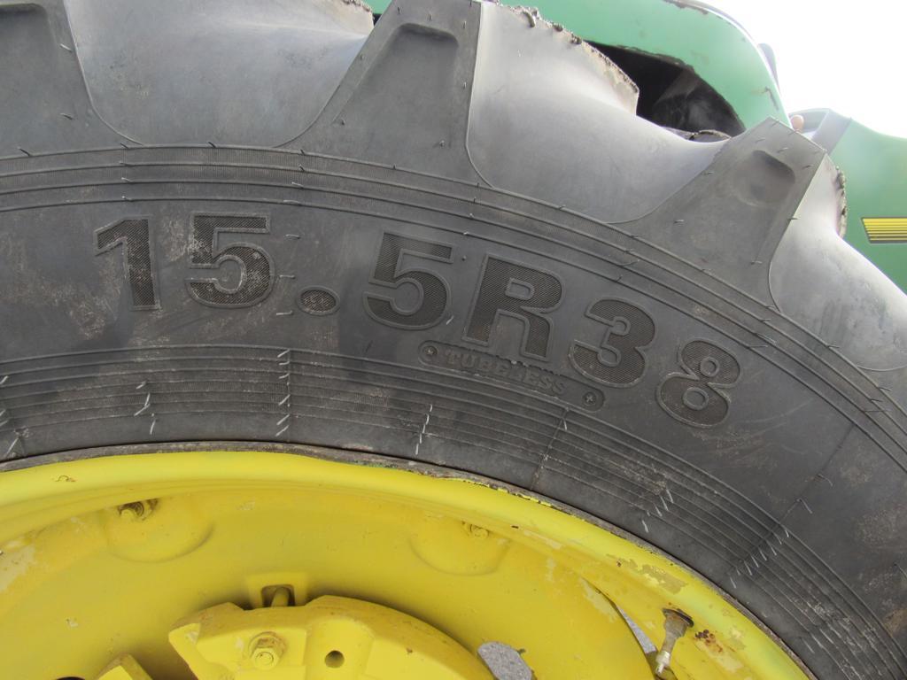 JD 5500 Tractor, 4x4, ROPS, Canopy