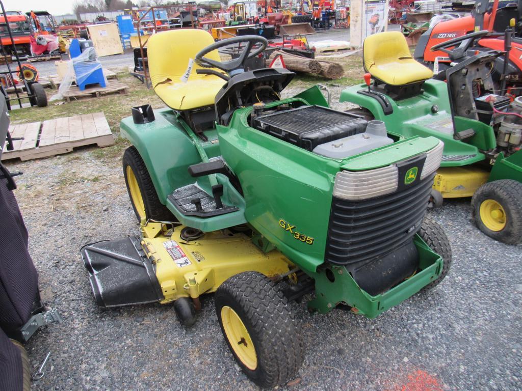 JD 345 L&G Tractor w/ 48" Deck
