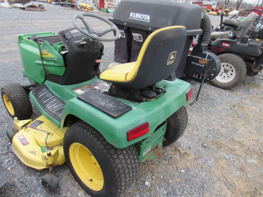 JD 345 L&G Tractor w/ 48" Deck