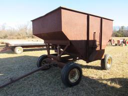 M&W 200B Gravity Wagon