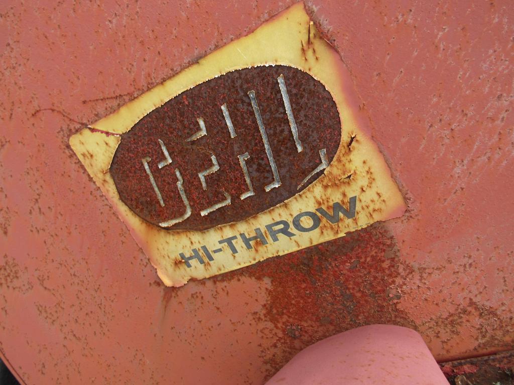 Gehl Long Hopper Blower