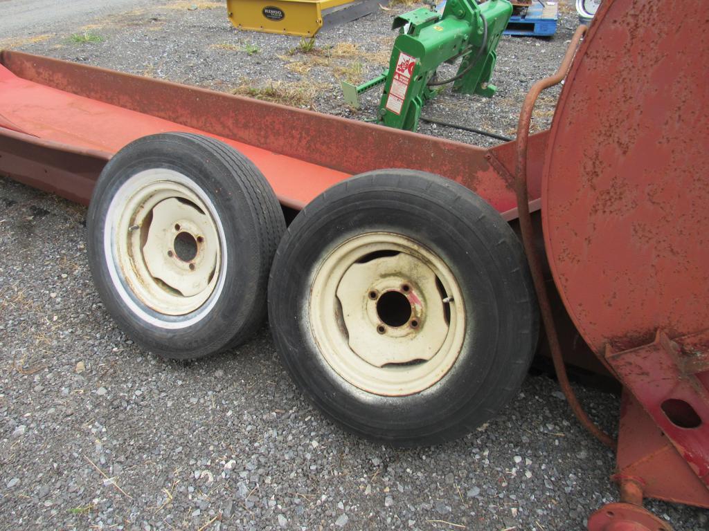 Gehl Long Hopper Blower